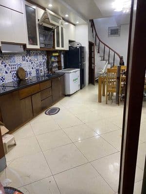 Cho thuê nhà riêng 30m2 x 5 tầng, 10 triệu/tháng tại Tây Hồ