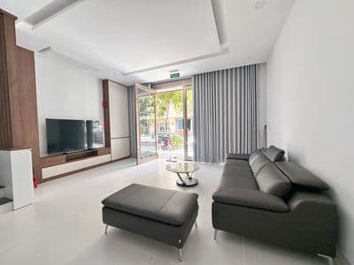 Cho thuê nhà 3pn, sát euro village 2, song song nguyễn phước lan