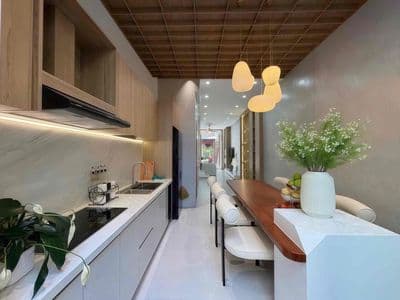 Nhà Mới 100% - đường Phạm Cự Lượng 4PN 5WC sát cầu Rồng