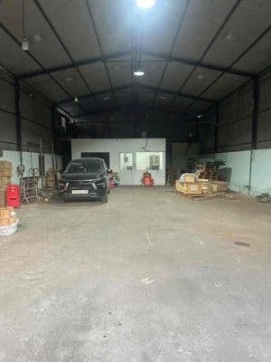 Cho Thuê nhà kho , xưởng dt 200m2 ở KDC vietsing Giá 10tr HD lâu dài