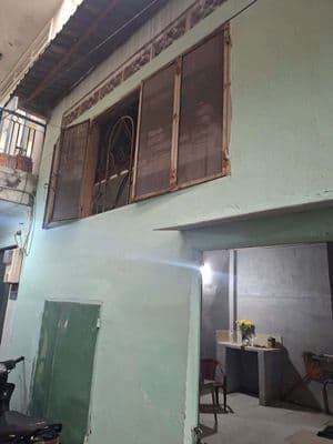 Bán nhà nhỏ sổ hồng riêng 1ty250 thương lượng