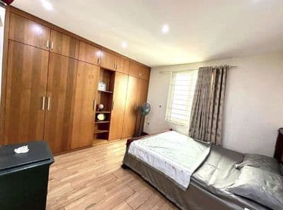 Cần bán nhà 4 tầng Xuân Phương DT 36 m2, Giá 5,6 tỷ