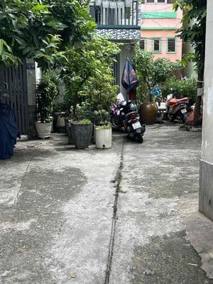 Nhà 65 m2 ngang 4,5 - 2 tầng- giáp bình thạnh - chỉ 4,5 tỷ.
