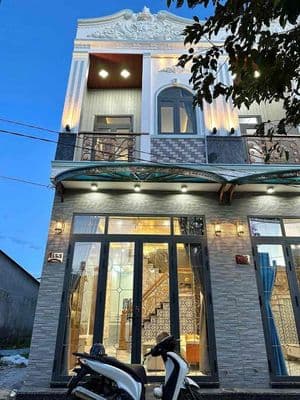 Cho thuê nhà trệt lầu mới đẹp khu dân cư (kdc) hàng bàng