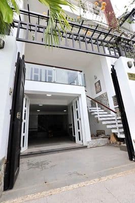 Cho thuê nguyên căn rộng rãi, hầm xe, hẻm xe tải, Lê Đức Thọ p6 Gò vấp
