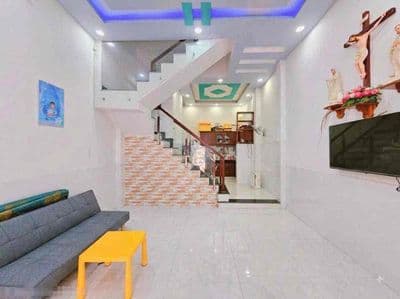 Bán nhà Tân sơn, nhà mới 2tầng, hẻm 3 gác yên tĩnh, sạch sẽ