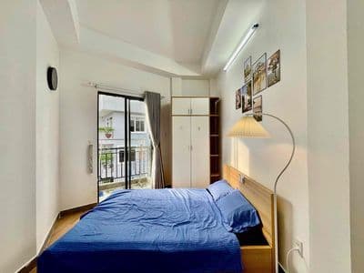 Trống phòng Nguyễn Xí đường ô tô khu an ninh có ban công thoáng