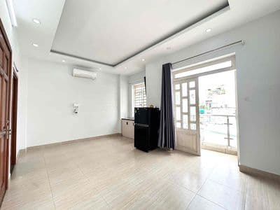 Căn hộ studio - ngay đh.công thương - tây thạnh - lê trọng tấn