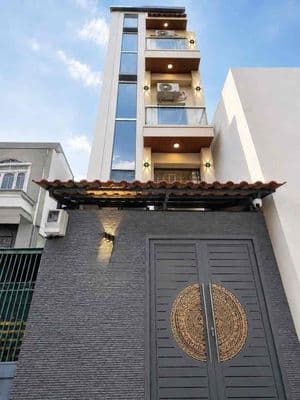 Bán nhà Quận 4, 40m² nở hậu 5m², 4 tầng có hầm, dòng tiền 30tr/tháng
