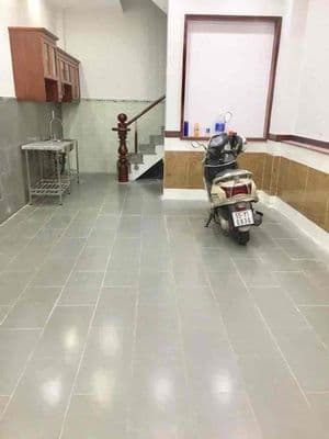 nhà 3 PHÒNG NGỦ 4x10 tô hiến THÀNH. hẻm xe tải
