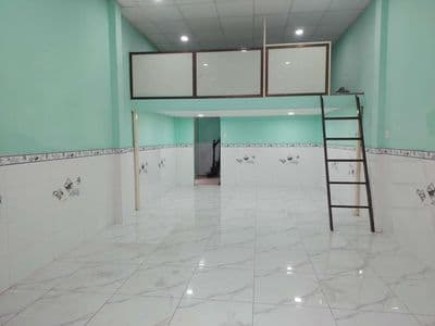 Nhà căn góc hẻm xe hơi đường Lạc Long Quân.