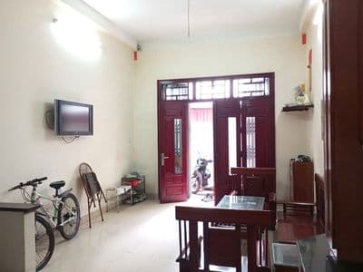 Cho thuê nhà nguyên căn, khu đt định công.