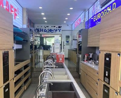 Mặt Tiền Dương Quảng Hàm 200m2 2 Tầng 4 Phòng Gần ĐH Văn Lan KD Tự Do