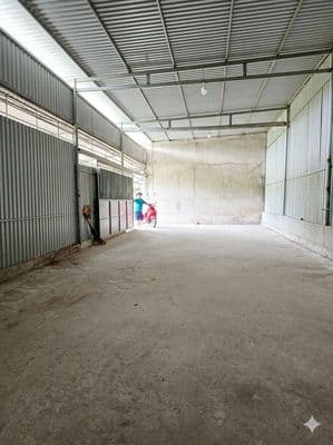 Nhà nguyên căn 180m2 giá rẻ