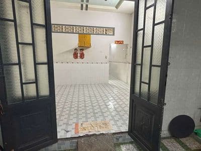 Nhà cho thuê nguyên căn gần chợ Hưng Long