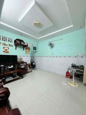 Nhà bán vuông vức gò vấp