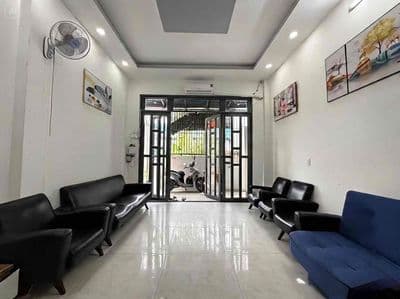 Chỉ 5.09 tỷ Nhà 3 tầng -62m2 đối diện Gigamall - Ko quy hoạch .