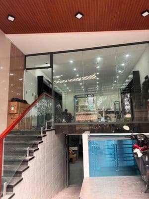 Cho thuê mặt bằng đối diện đại học Văn Lang cơ sở 3. Lối đi riêng. 5 x
