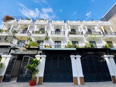 Bán nhà thạnh lộc q12,đúc 3 lầu hẻm xe tải 1/