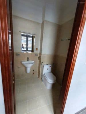 Nhà 5 Tầng Siêu đẹp-MT Lý Chiêu Hoàng Quận 6-DT 4x28m