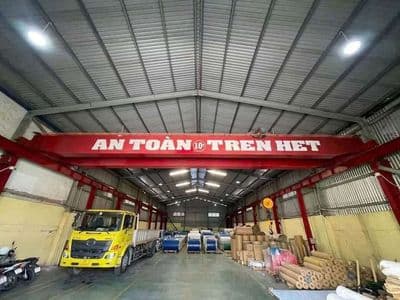 xưởng 1.010m² giá thuê 70 triệu lê minh xuân Bình Chánh