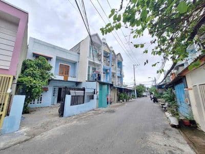 Nhà ngang 6 dài 18 3Pn sát cầu Long Kiển Nhơn đức
