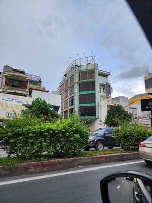 Bán toà nhà 2 mặt tiển, đối diện TOD metro số 2, đường vào nhà ga T3