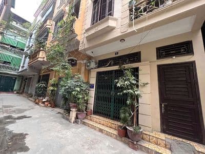 Cho thuê nhà Kim Mã - Ba Đình - 55m² x 3 tầng - Ô tô tránh - 18 triệu