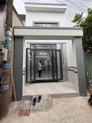 G.iá 3 t.ỷ 100 tri.ệu cho c.ăn nh.à - xã bà điểm (xuân thới thượng cũ