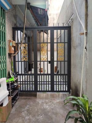 giá 3tỷ6. bán nhà 3,9x11m 1 lầu 2pn 2wc