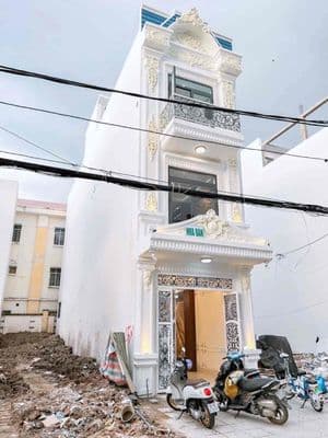Cho thuê Nhà 3 tầng full nội thât Đường Trần Phú - Trung tâm Ninh kiều
