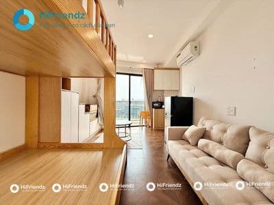 Siêu phẩm phòng ban công to nhất nhà ở đường thống nhất ( 1/9 trống )