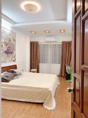 Cho thuê nhà Hào Nam - Vũ Thạnh 40m2 x 5 tầng full đồ đẹp chỉ 17 triệu
