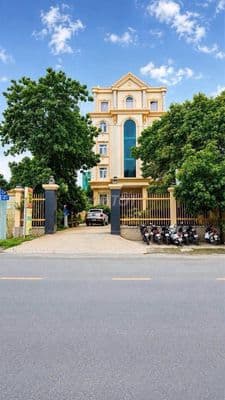 Bán khách sạn 694m2 Quận Thủ Đức 7 tầng 47 phòng