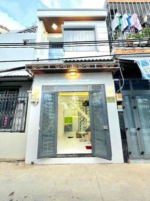nhà bán mặt hẻm oto quận 7