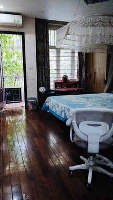 Cho thuê nhà nguyên căn-80m2-5 phòng ngủ- lê trọng tấn