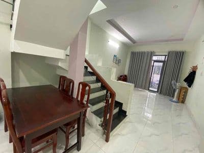 Nhà đẹp có nội thất cơ bản đường số 4 - (4x13m) - 2 phòng ngủ 2wc