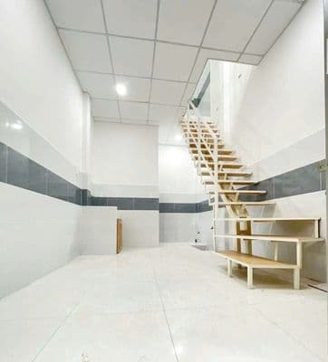 Nhà 1 lầu sổ hồng riêng ngay ngã tư Hương Lộ 2 bệnh Viện Bình Tân