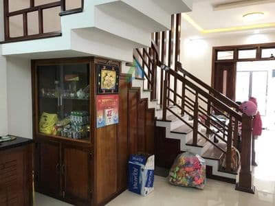 Cho thuê nhà 2,5 tầng đường 7m5 hồ sĩ dương full nội thất giá 8tr