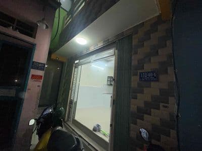 cho thuê nhà nhỏ quận tân phú bên hông trường thcs hiệp tân