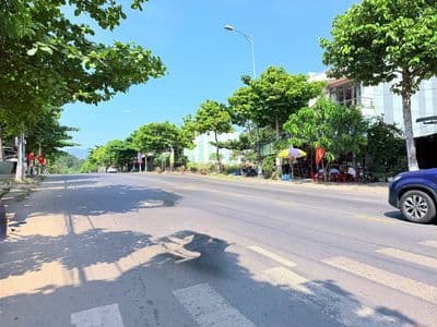 Đất đường 15m DT602, Hòa Sơn. Tặng nhà C4 chỉ 3tỷ x