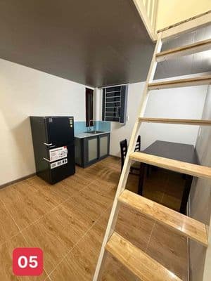 cho thuê chdv dt:40m2 . full nt Rộng mới đẹp .