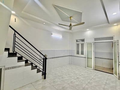 Nhà riêng quận Tân Bình 95m2 SD cho thuê 10,5triệu/tháng