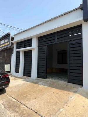 Nhờ ACE môi giới BĐS bánn giúp em - Nhà Chính chủ - Nở hậu