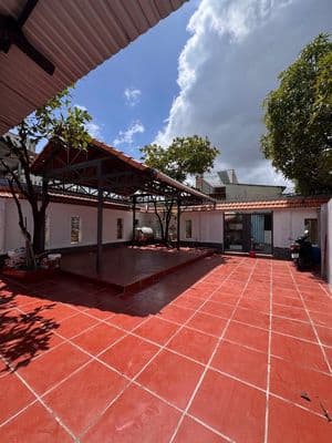 Một căn nhà vườn *** 140m2 đường hồ văn long 3,4 tỷ
