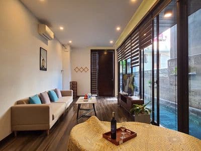 Cho thuê căn hộ, Trung tâm Cầu Rồng, 90m2, cách biển Mỹ Khê 5p đi bộ