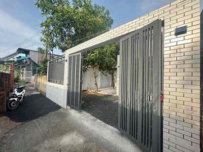 nhà cấp 4 mới 100% , diện tích 144m có 50m thổ cư giá công nhân