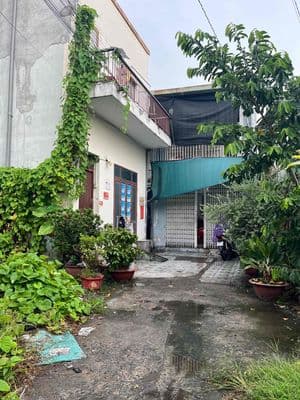 Chính chủ gửi bán gấp khuôn đất vuông vức cực đẹp, có sẵn dòng tiền kh