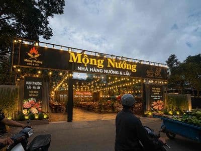 Cho thuê mt trường sơn q10 dt 25x12m mô hình bạc kéo