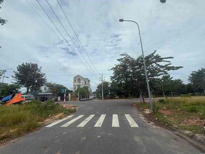 BÁN LÔ ĐẤT NGANG 5,75m Khu TĐC Phú Mỹ Thủ Dầu Một Bình Dương
